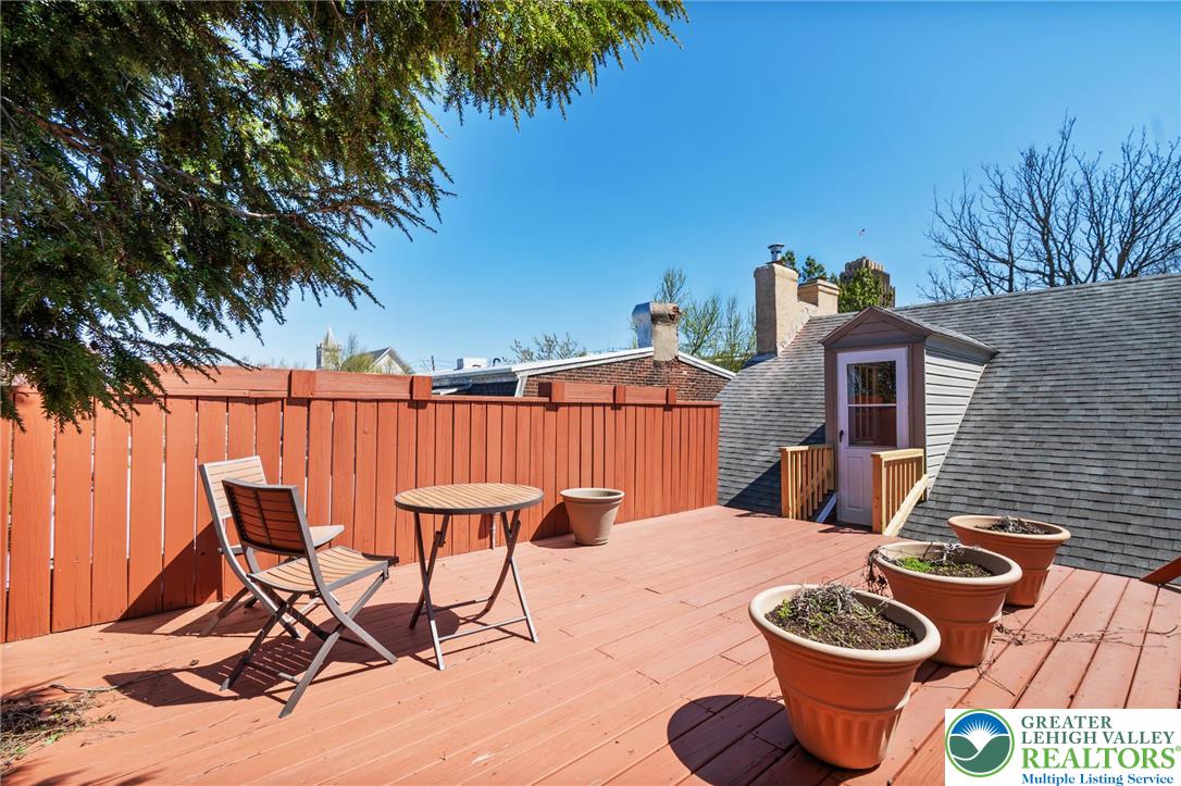 945 West Turner Street