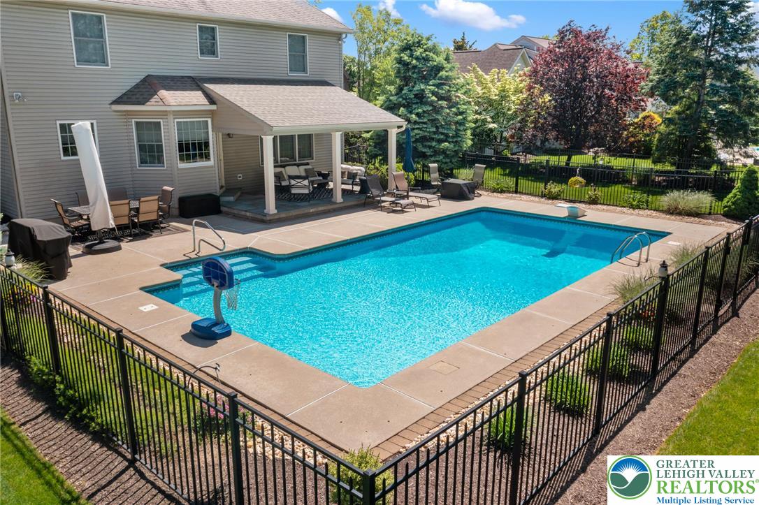 168 Forsythia Lane