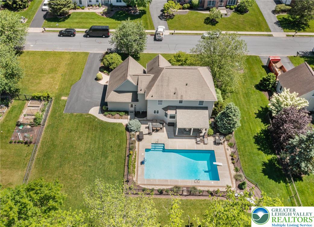 168 Forsythia Lane