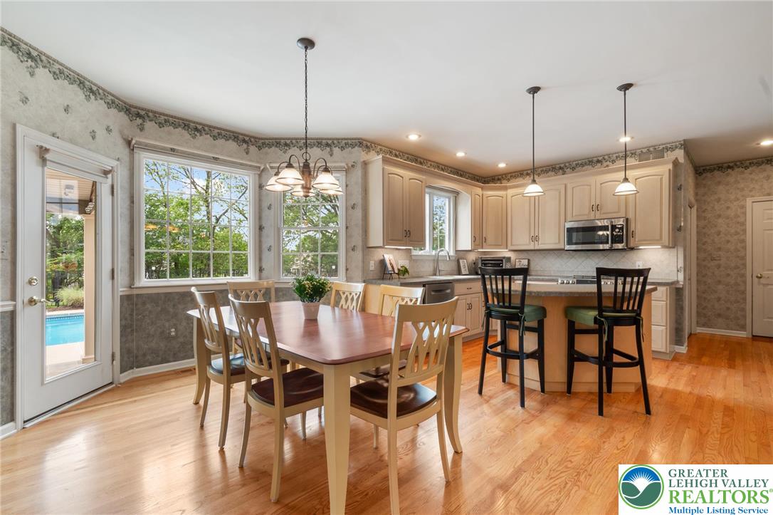 168 Forsythia Lane