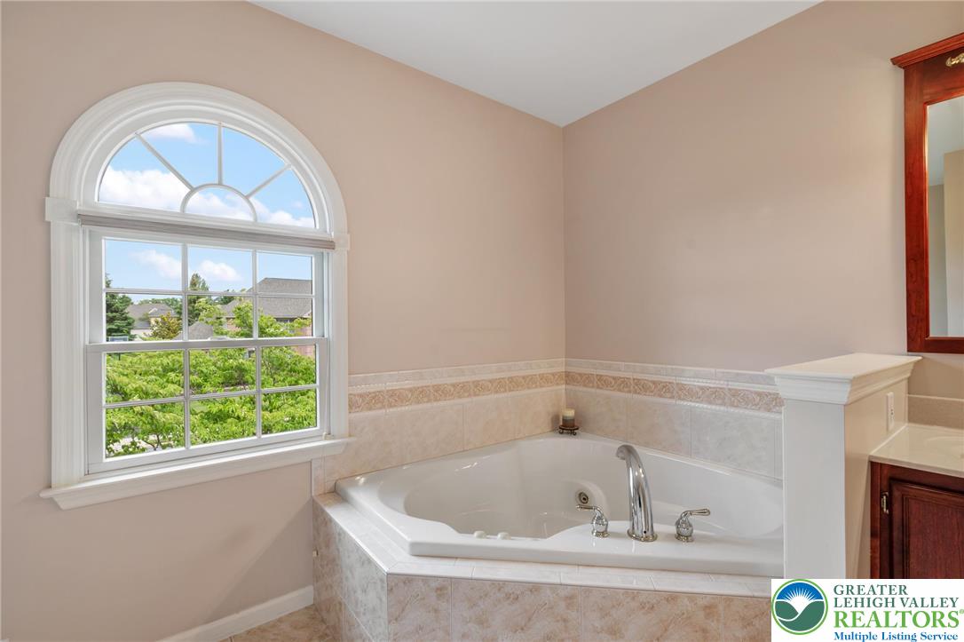 168 Forsythia Lane
