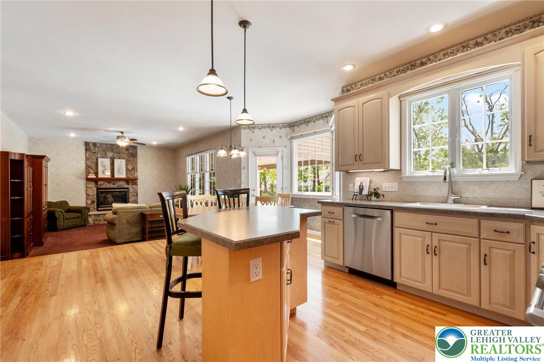 168 Forsythia Lane
