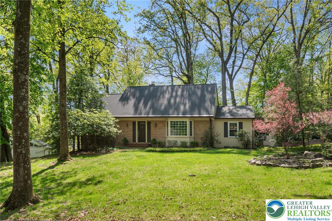 3694 Hawthorne Drive