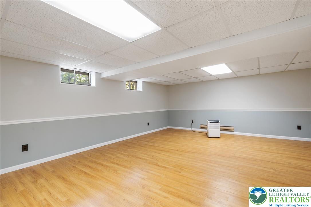 3694 Hawthorne Drive