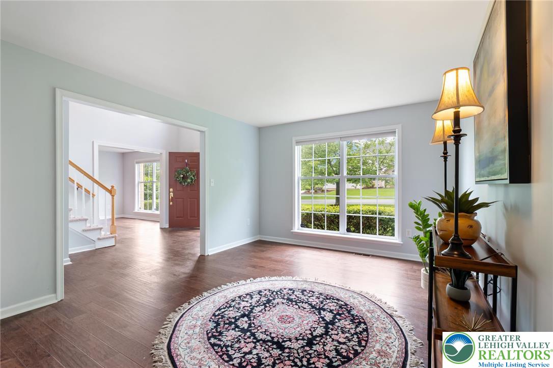 2238 Oakwood Court