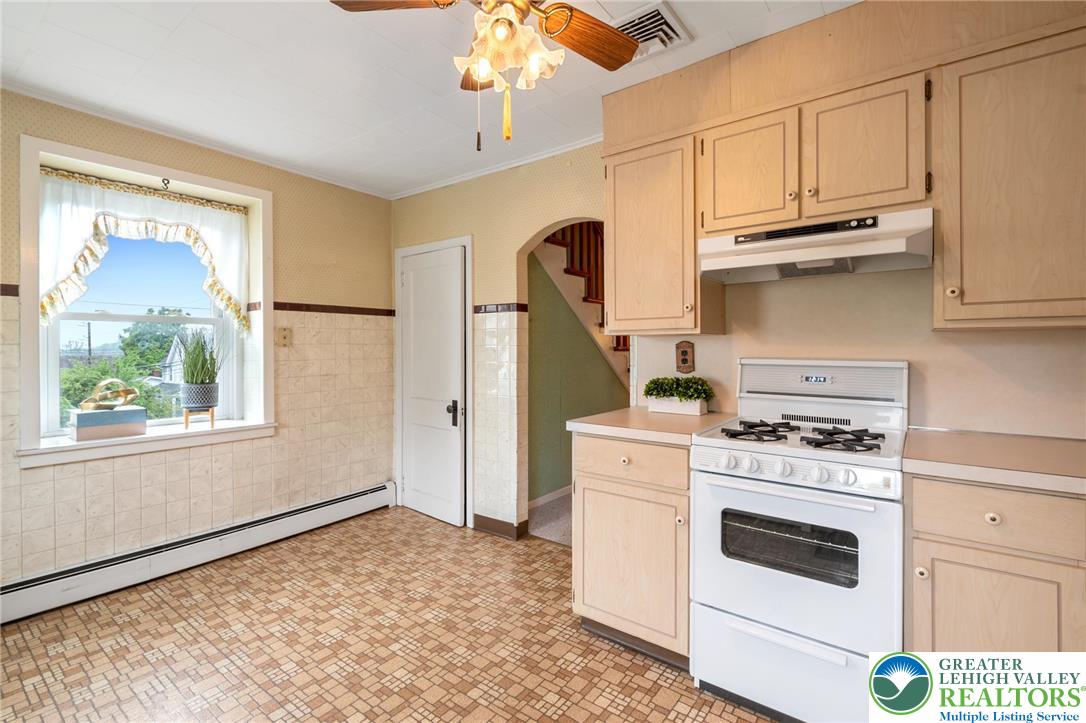 3741 Old Philadelphia PIKE