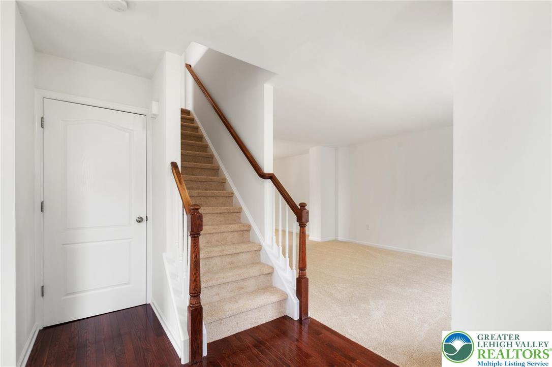 4094 Bunker Hill Drive South