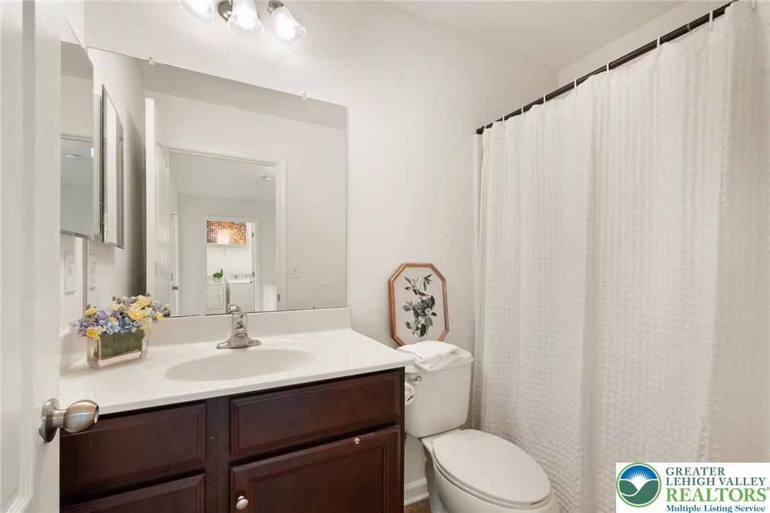 4094 Bunker Hill Drive South