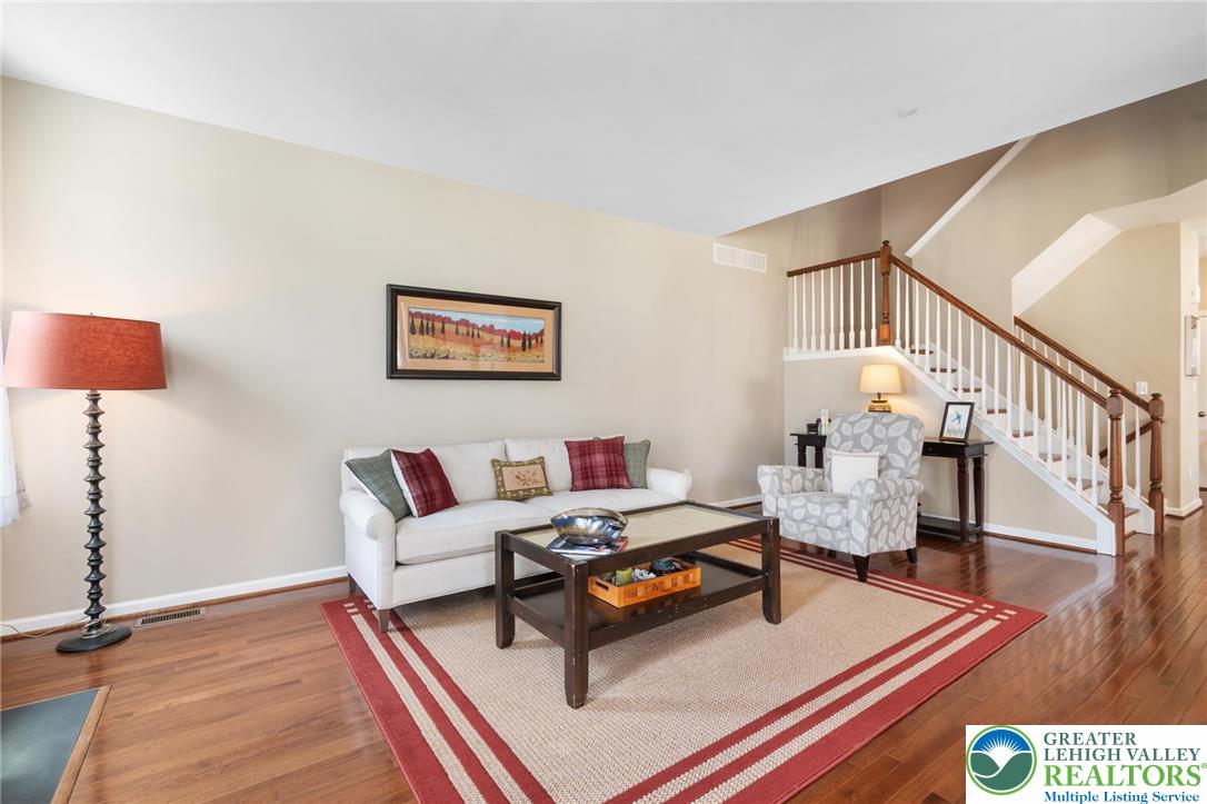 4628 Woodbrush Way