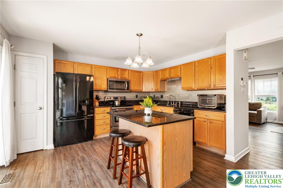 4354 Apple Blossom Drive