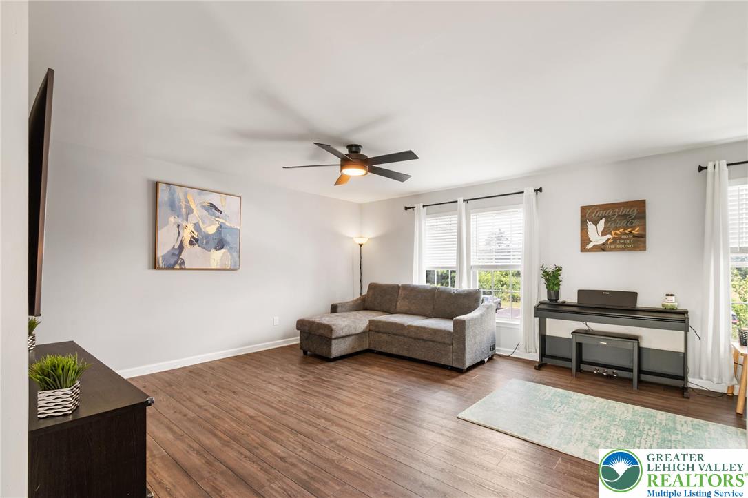 4354 Apple Blossom Drive