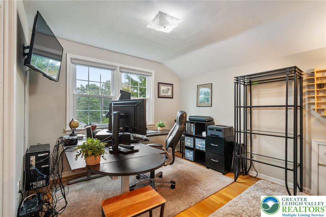 2892 Edgemont Drive