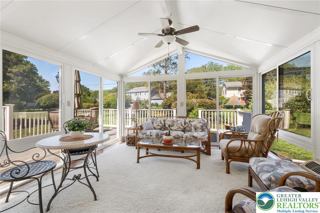 2892 Edgemont Drive