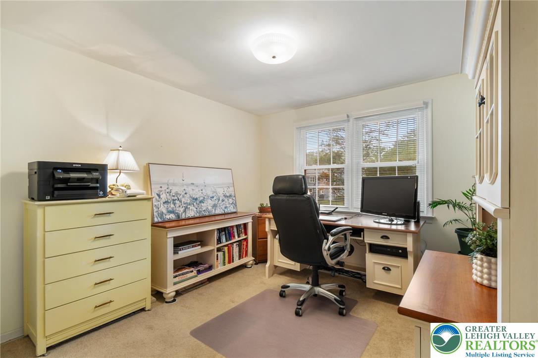 2892 Edgemont Drive