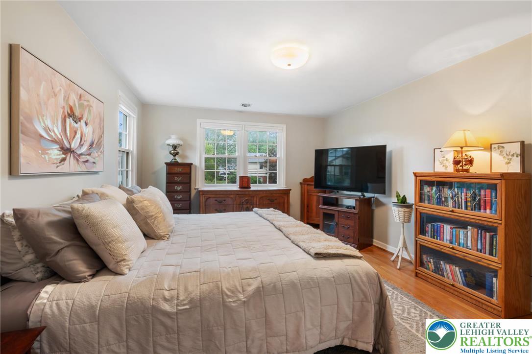 2892 Edgemont Drive