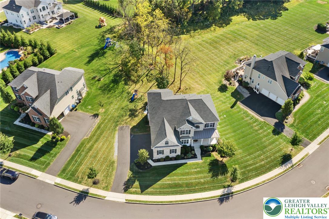 2106 Bellflower Lane