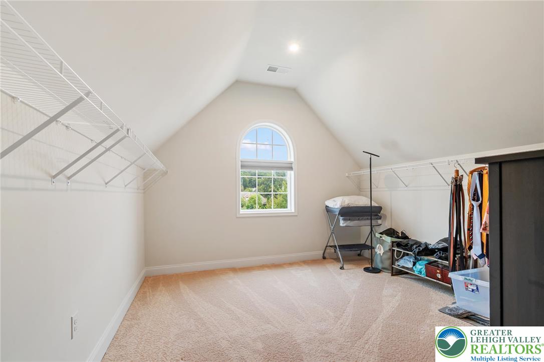 2106 Bellflower Lane