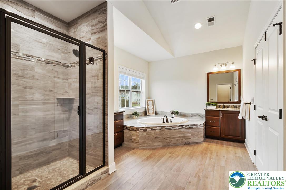 2106 Bellflower Lane