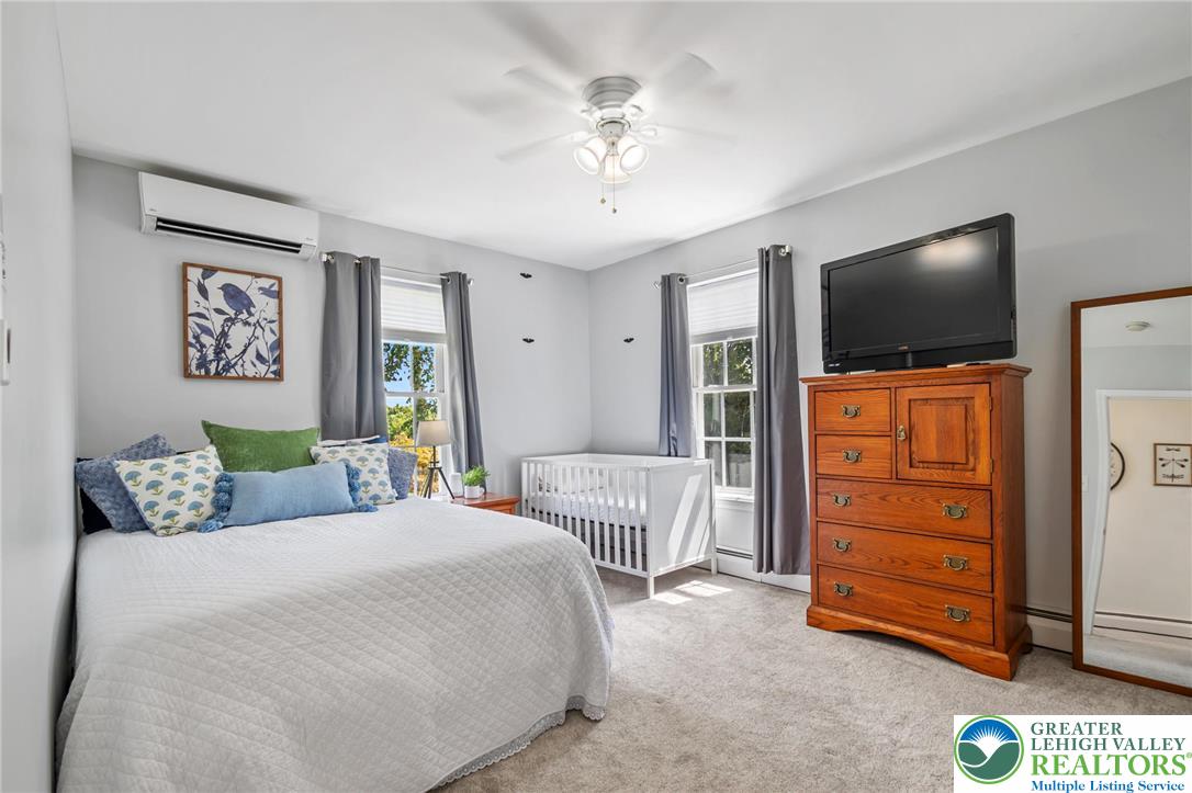 1219 Ebert Road
