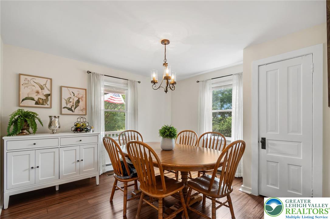 1219 Ebert Road