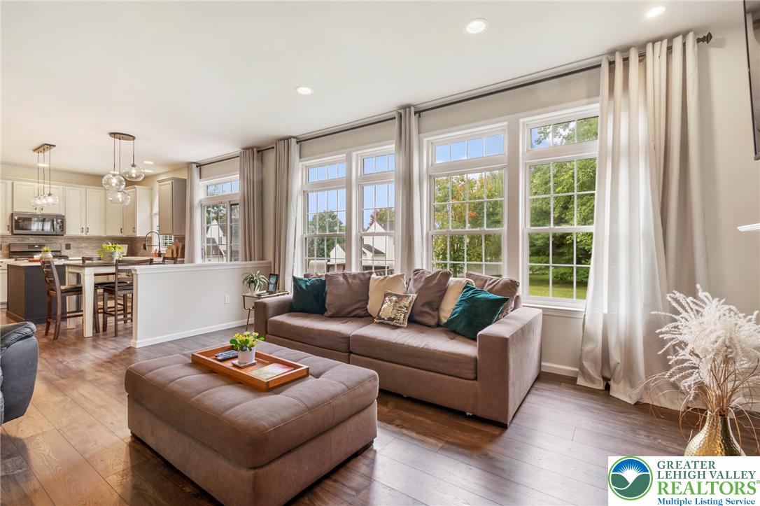 3320 Eileen Court
