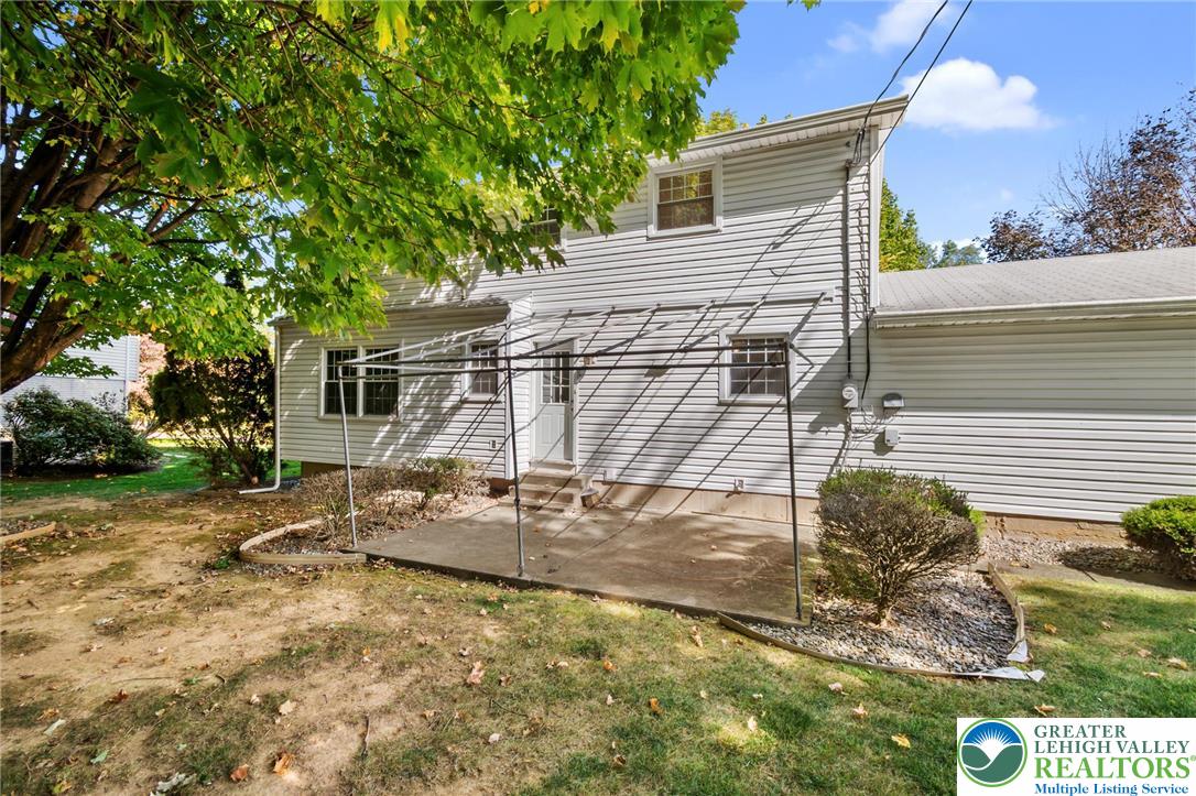 2734 Andrea Drive