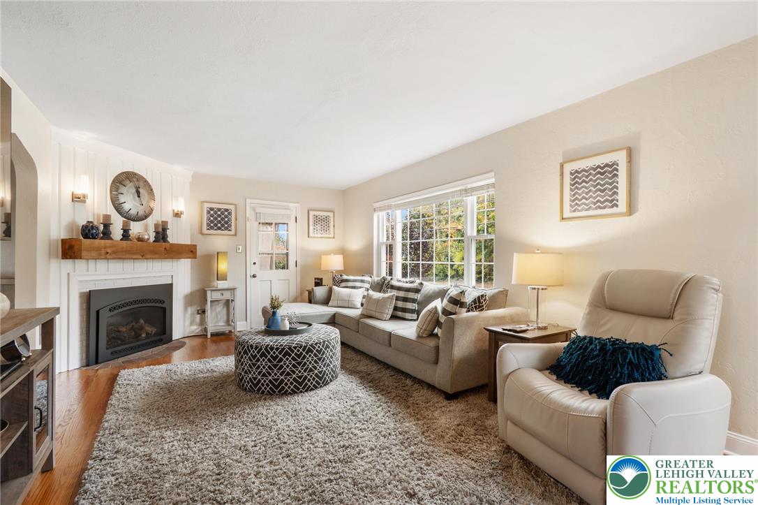 934 Highland Avenue