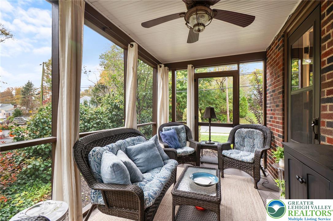 934 Highland Avenue
