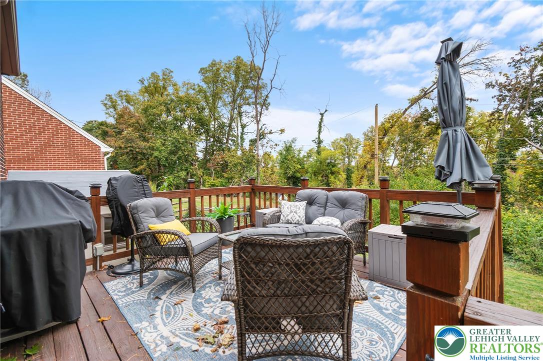 934 Highland Avenue