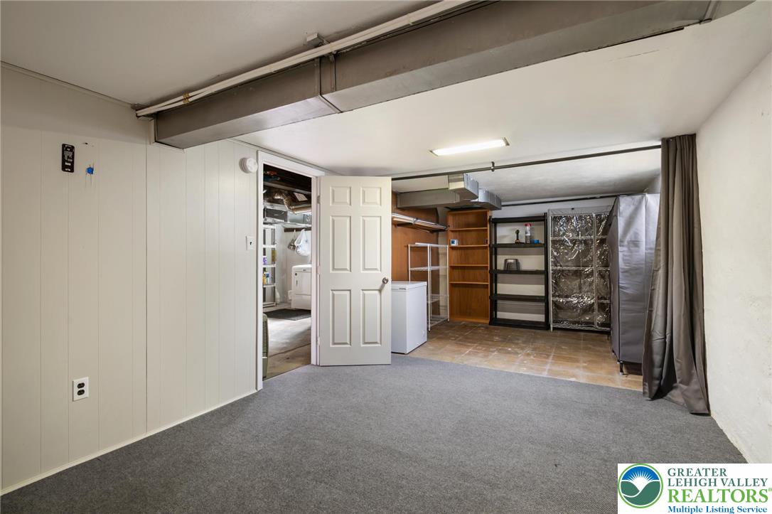 934 Highland Avenue