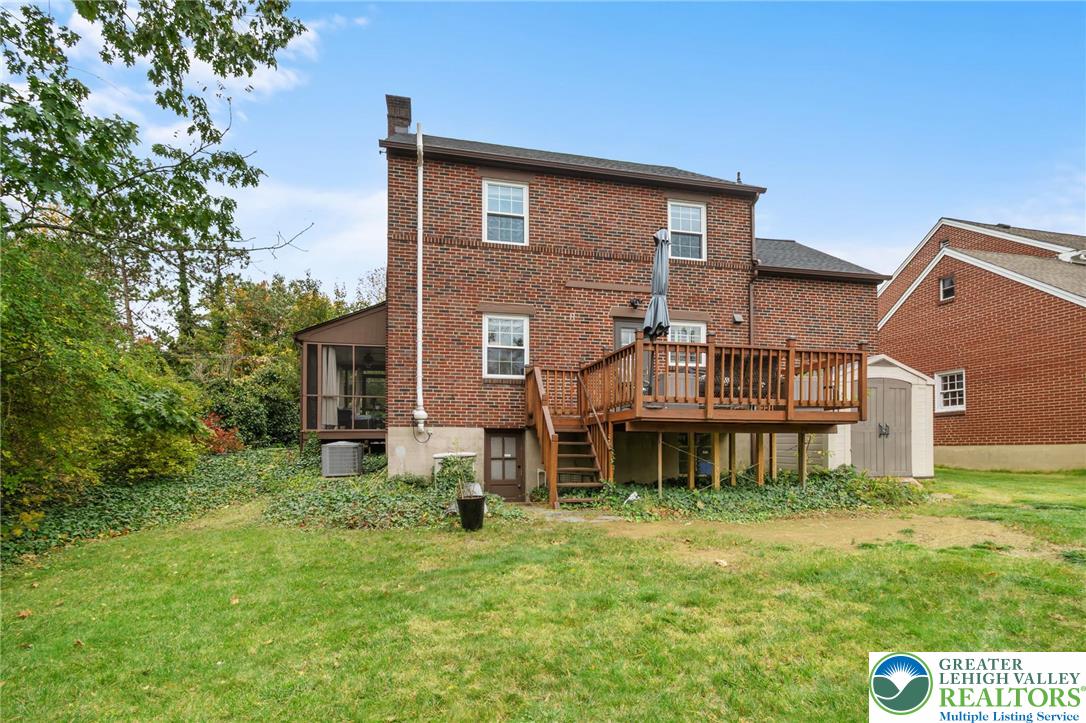 934 Highland Avenue
