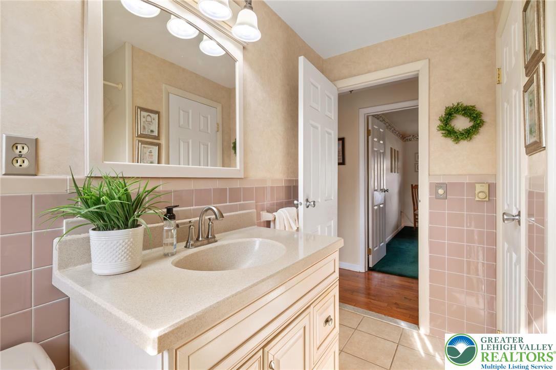 514 East Lexington Street