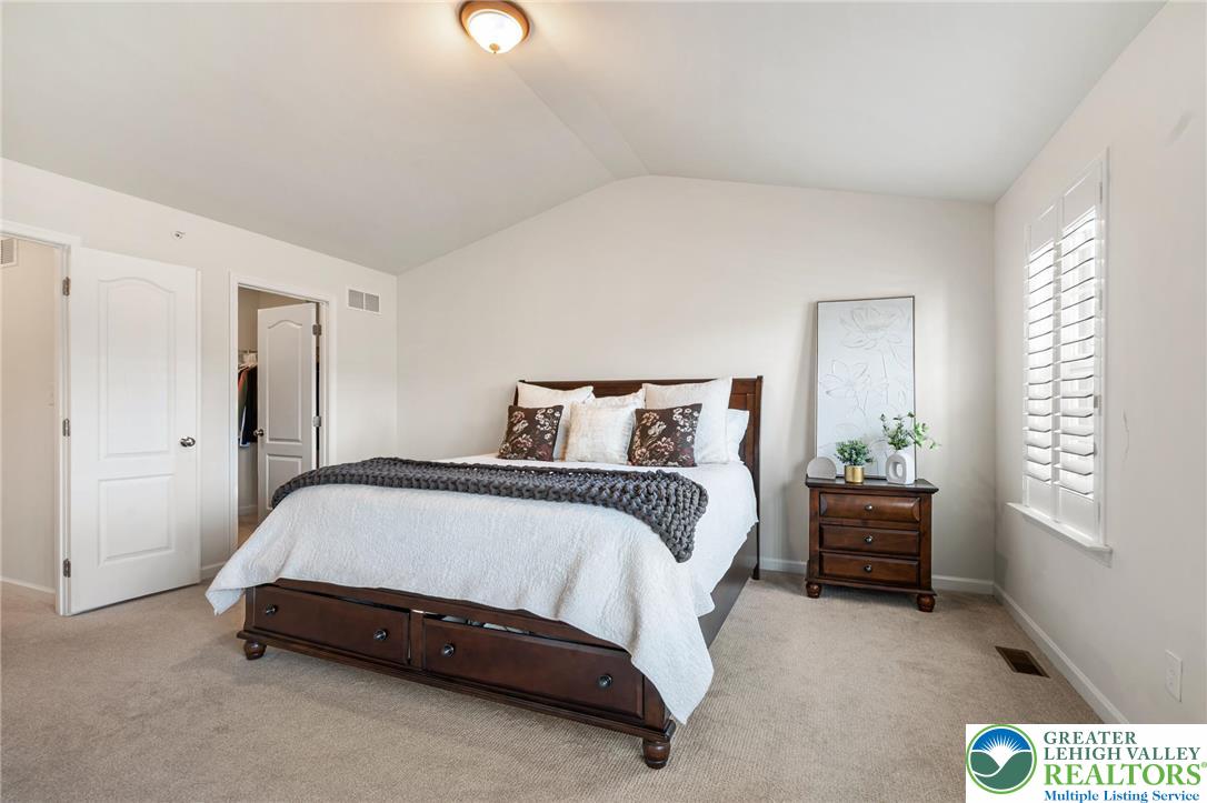 495 Gray Feather Way