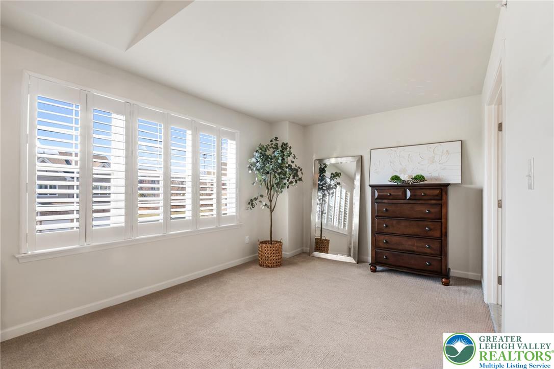 495 Gray Feather Way