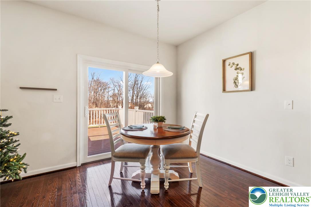 495 Gray Feather Way