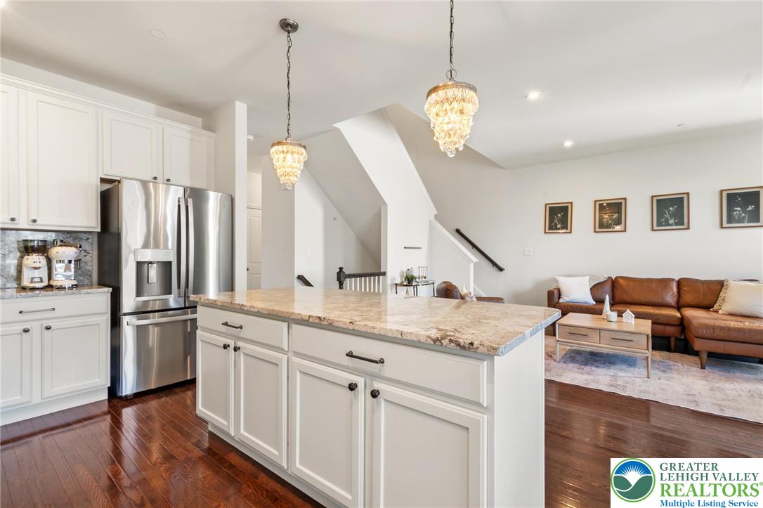 495 Gray Feather Way