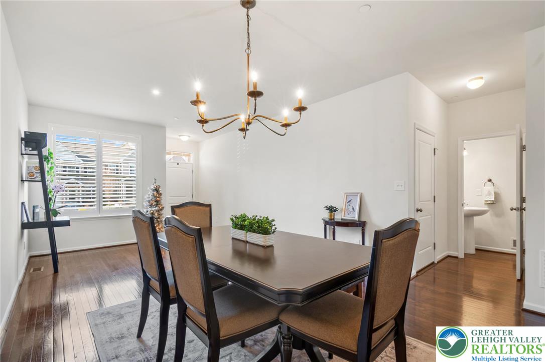 495 Gray Feather Way