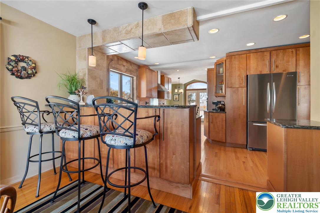 2924 West Livingston Street