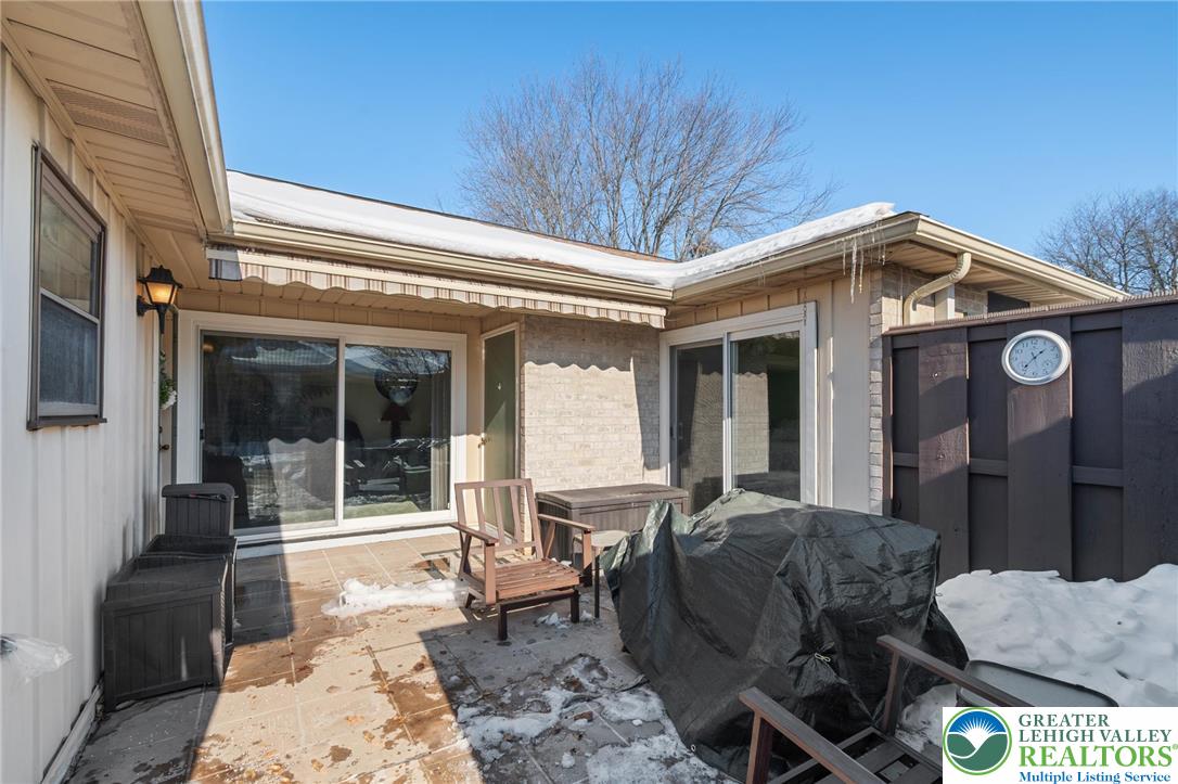 2811 Springhaven Place