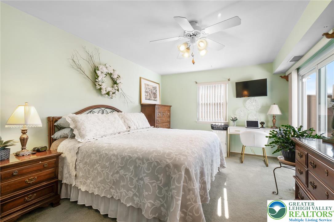 2811 Springhaven Place