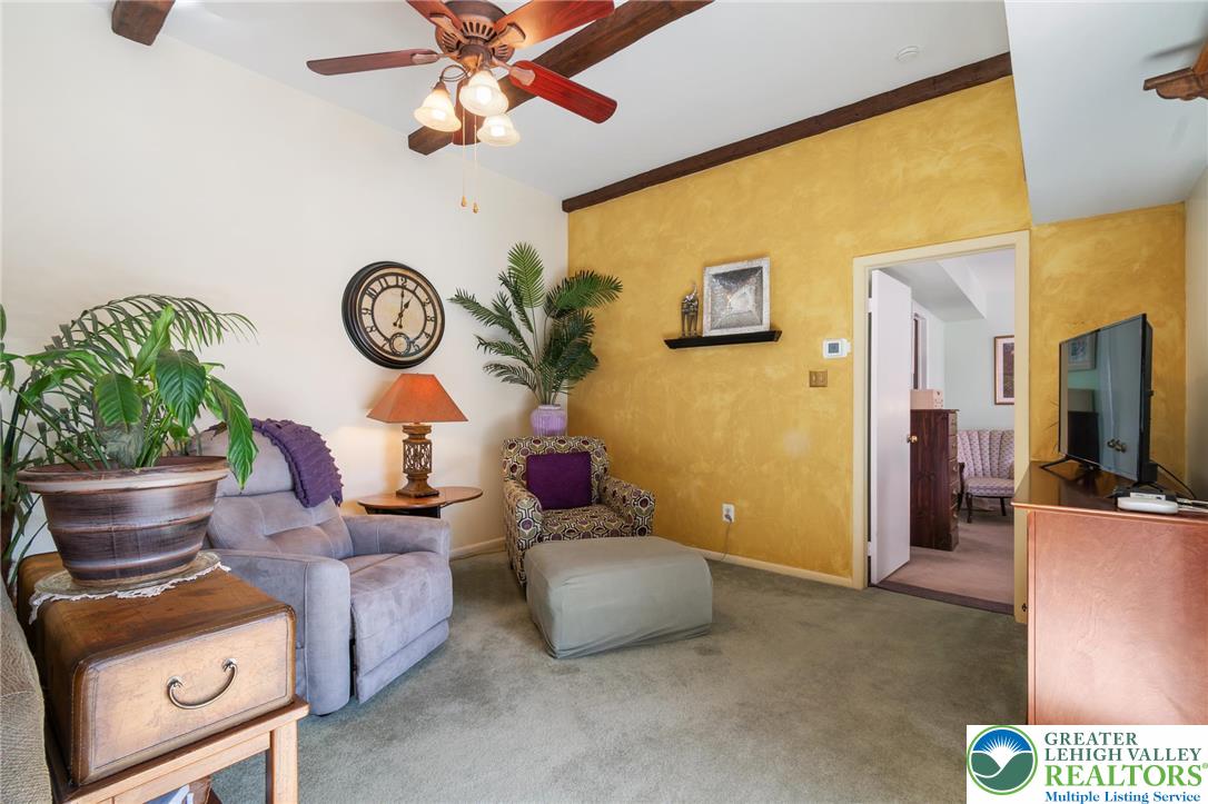 2811 Springhaven Place