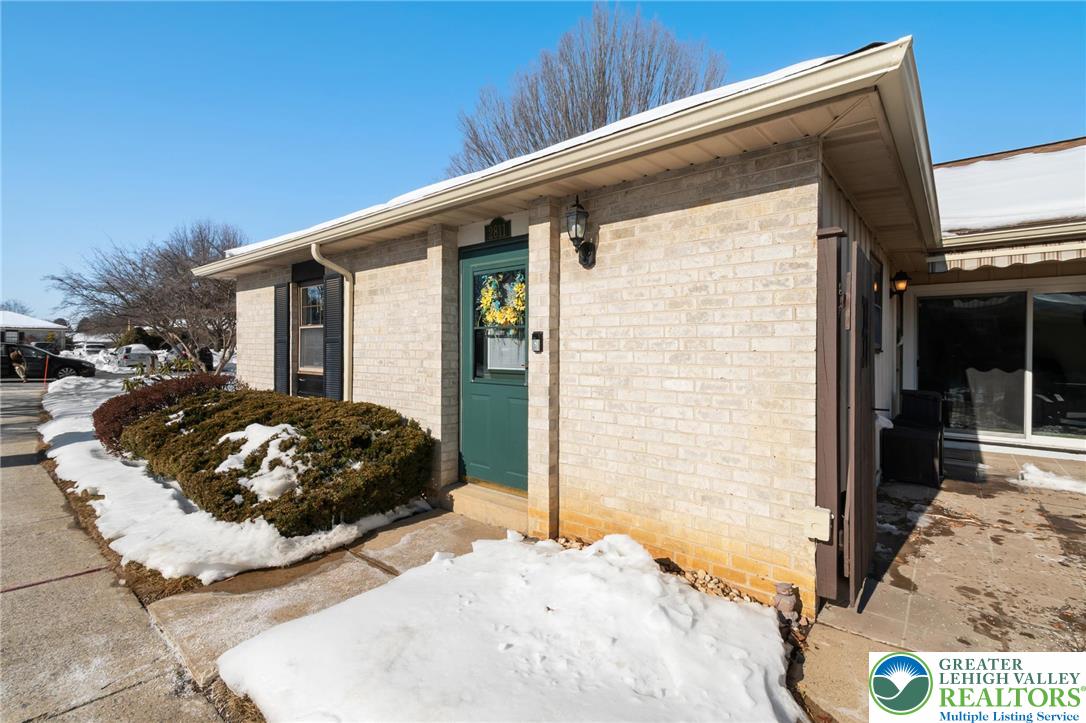 2811 Springhaven Place