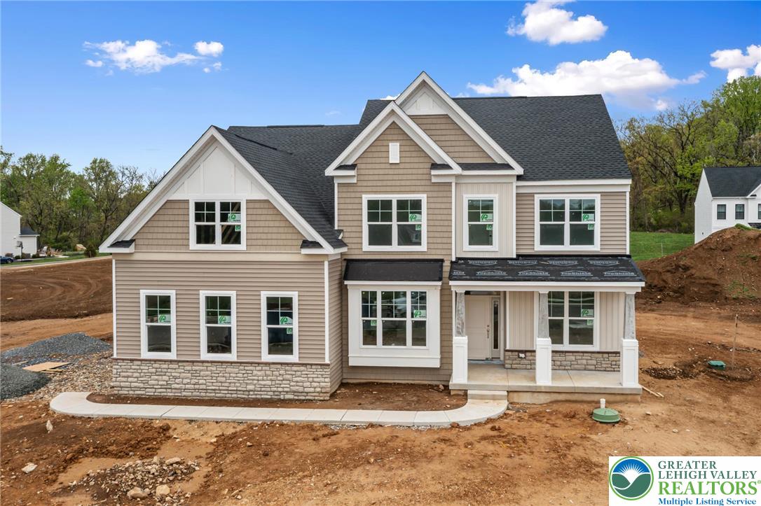 5125 Maple Ridge Way