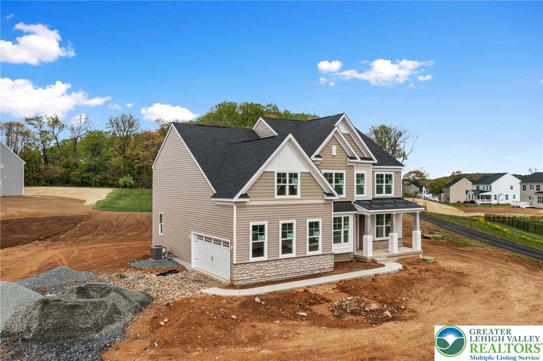 5125 Maple Ridge Way