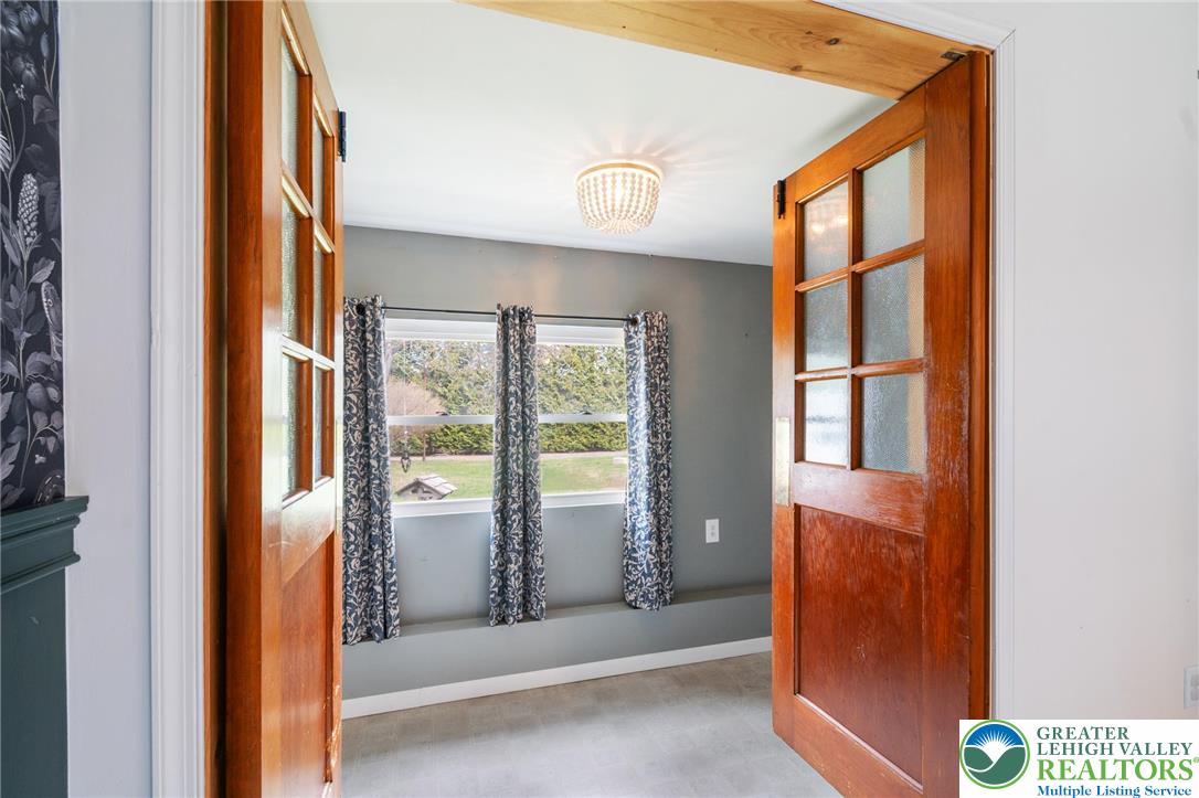 2490 Schlegel Road