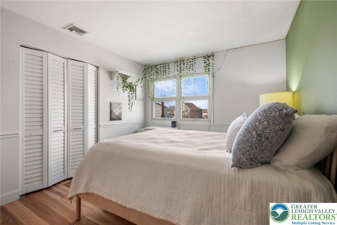 536 Celia Avenue