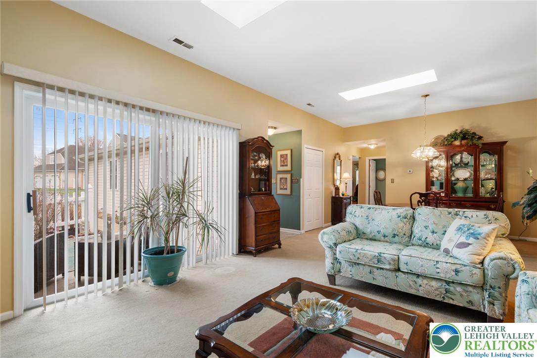 2528 Waynesborough Court