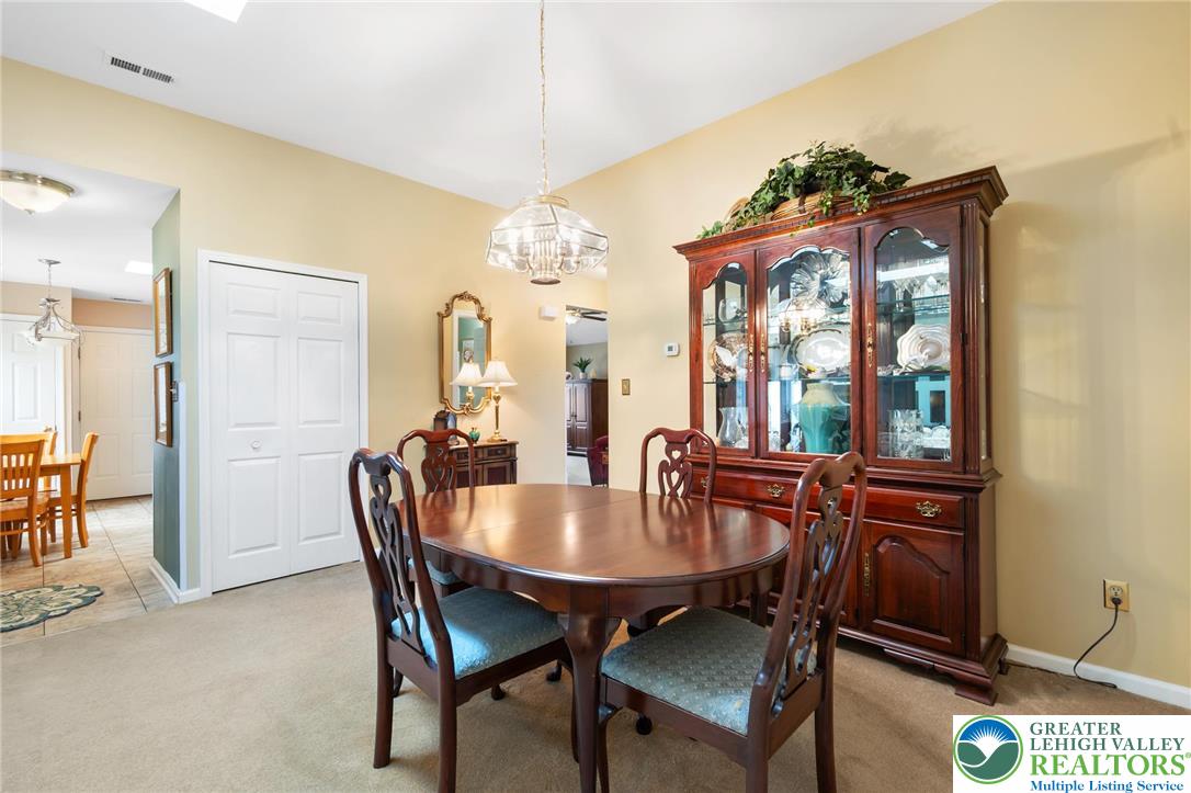 2528 Waynesborough Court