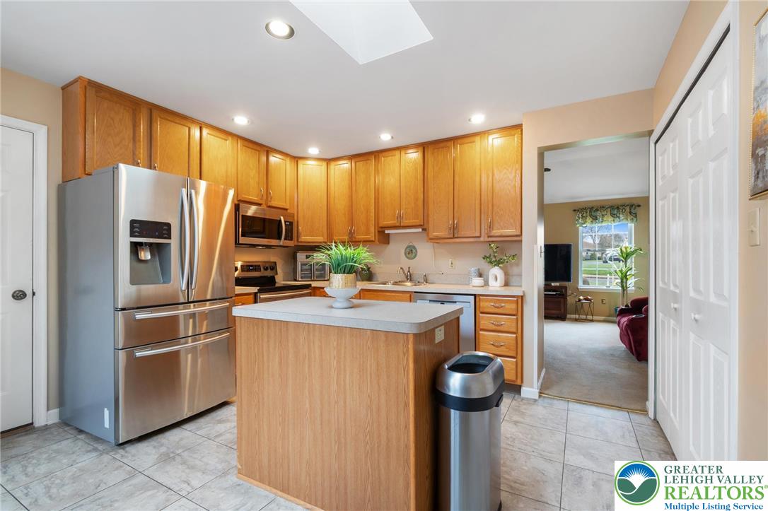 2528 Waynesborough Court