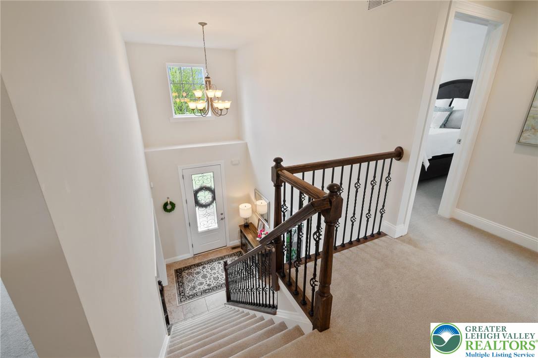 208 East Dell Road